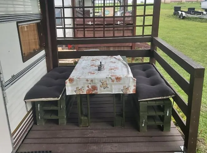 Kemping Pod Topolami *